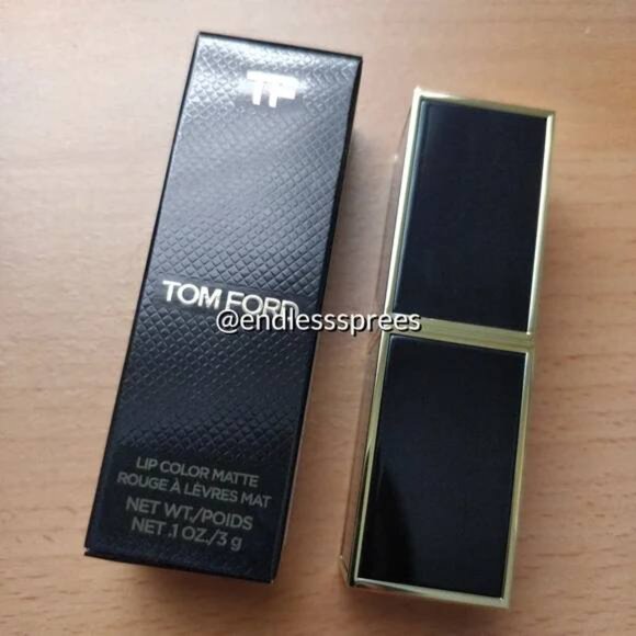 Tom Ford Lip Color Matte Lipstick in 26 Obsessed - Picture 5 of 5